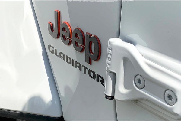 2021 Jeep Gladiator Mojave in Joplin, MO - Roper Rangeline